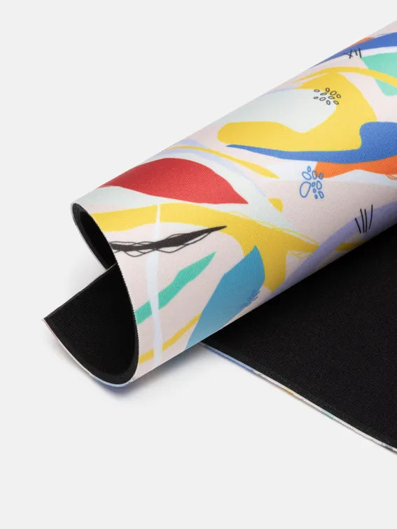 Our Excellent Luxury Pattern is crafted from lightweight and durable neoprene, with a soft, elastic 0.08"- 0.12" thickness. It won't fray and features a matt opaque surface on both sides - a black neoprene back and light white poly face. Perfect for non-stretch gadget cases, wetsuits and yoga mats.