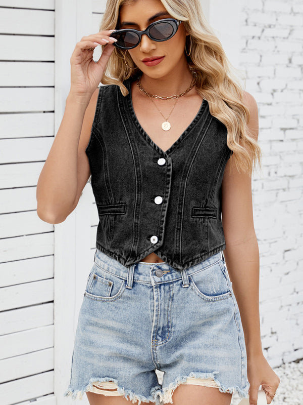 Dress for the season with our Washed Denim Vest, perfect for your daily wardrobe. Made from high-quality, no-elasticity Rayon fabric, this vest offers true-to-size fitting and a weight of 296 g for comfort. With a woven texture and double lip pockets, it's the ideal addition to your fashion bundle.